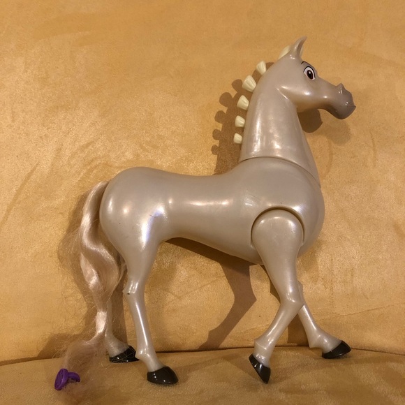 Maximus toy horse good used condition - Picture 4 of 9